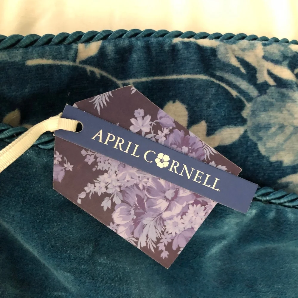 April Cornell sapphire Eternal Rose 20